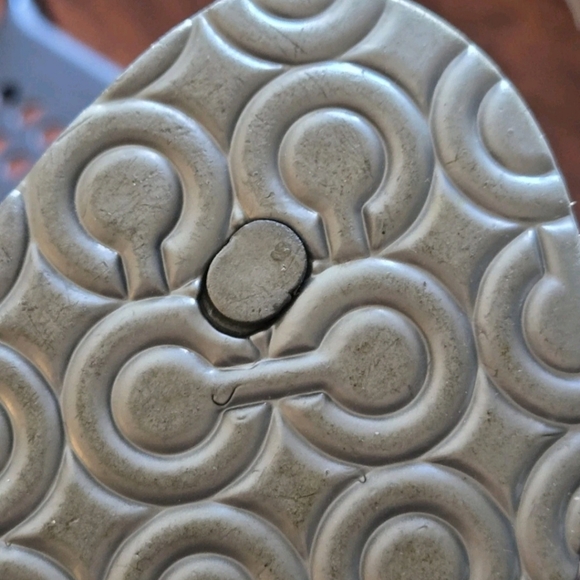 Coach "Hilda" Jelly Thong Sandals Women's Size 6 - Picture 3 of 5